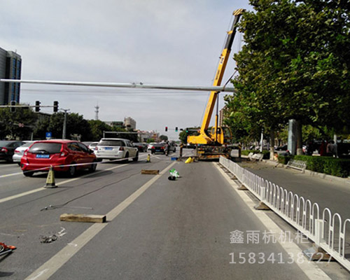 18米，20米，23米監(jiān)控桿安裝現(xiàn)場(chǎng)