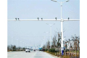 山西監(jiān)控桿在安裝的時(shí)候有哪些需要注意的？鑫雨杭電器
